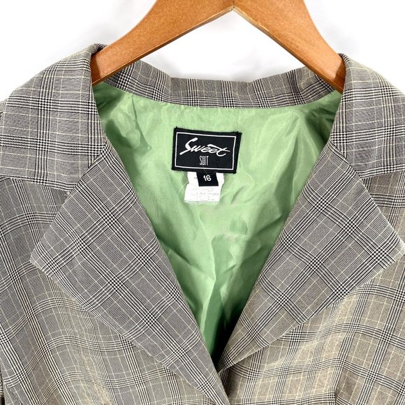 Sweet Suit Blazer Size 16 Brown Tan Button Front Long Sleeve Career Business Cas - Picture 3 of 6